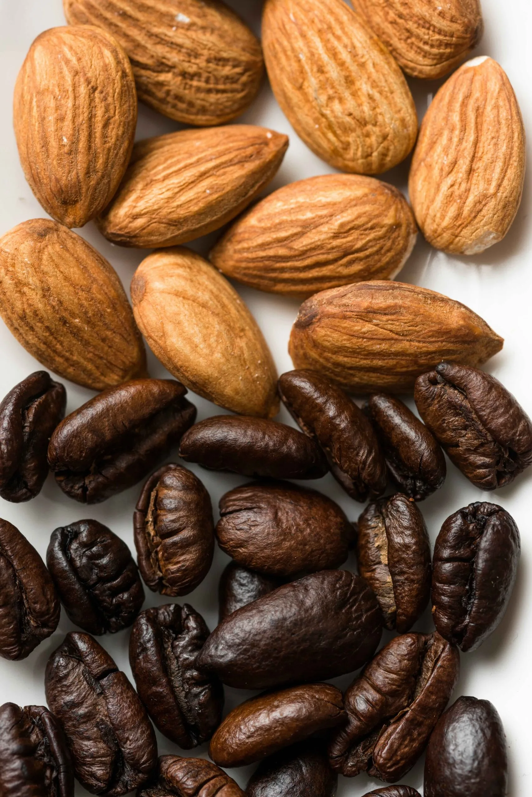 5-honey-almond-200g_10-scaled.png